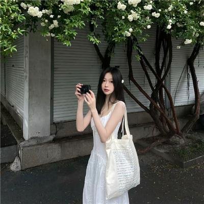 校草是女生